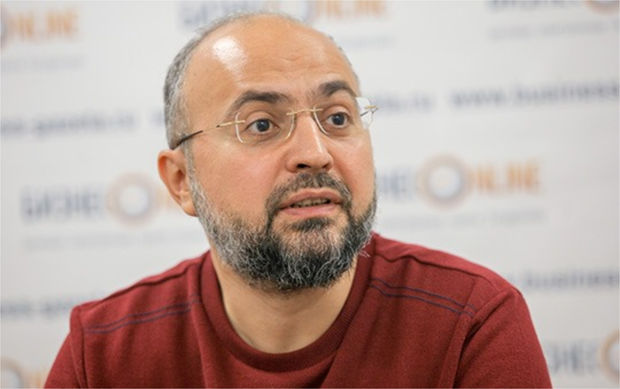 Кулиев, Эльмир Рафаэль оглы